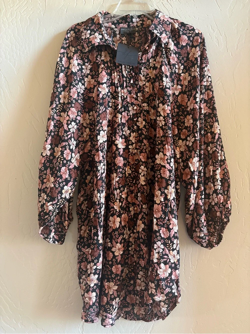 New Floral Button-Front Tunic Dress in Black & Pink